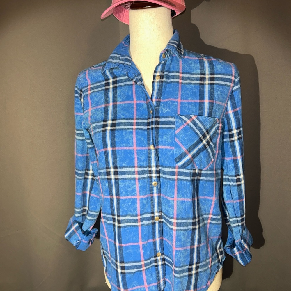 American Eagle Blue Pink Plaid Flannel Button Down Shirt Small